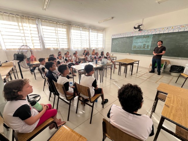 Seduc e FCT/Unesp iniciam ‘Projeto Reciclóleo’ em escolas da rede municipal 