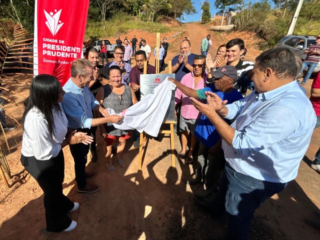 Ed Thomas inaugura ponte do bairro Terras de Implan e enaltece melhorias no bairro