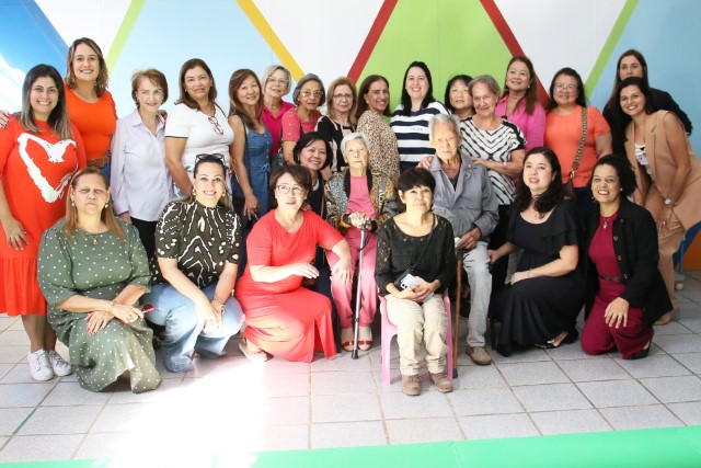 EM Clotilde Veiga recebe sala de brinquedos da Casa da Amizade e Rotary Pres. Prudente Sul