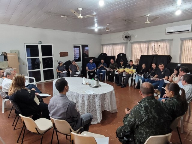 Desfile cívico-militar que marca Revolução de 32 acontece terça; comissão define detalhes