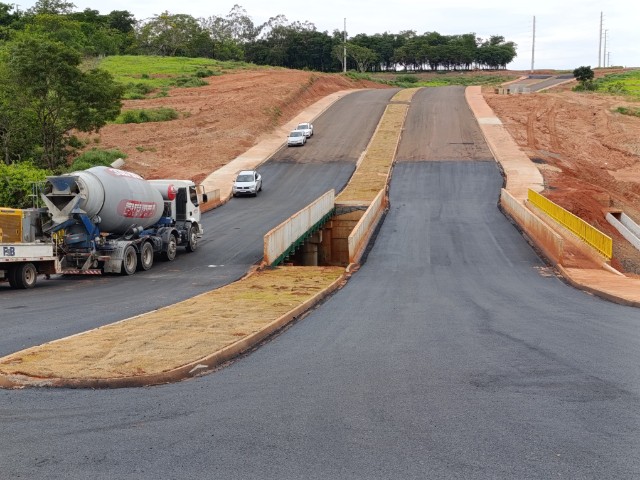 Obras em fase final ampliarão acesso a serviços de saúde, educação e mobilidade