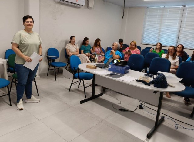 Sesau Prudente faz treinamento com notificadores que atuarão no apoio à dengue no Cohabão