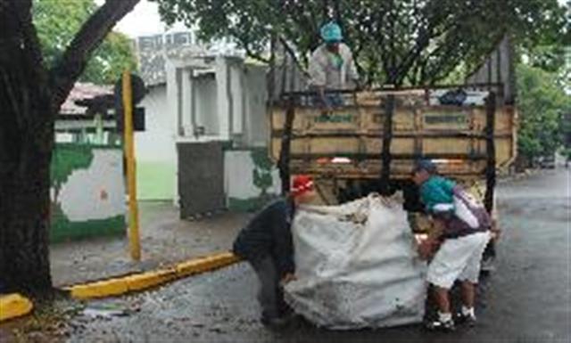 Cooperlix recolhe quase 2 toneladas de recicláveis em  9 dias de alojamento dos Regionais