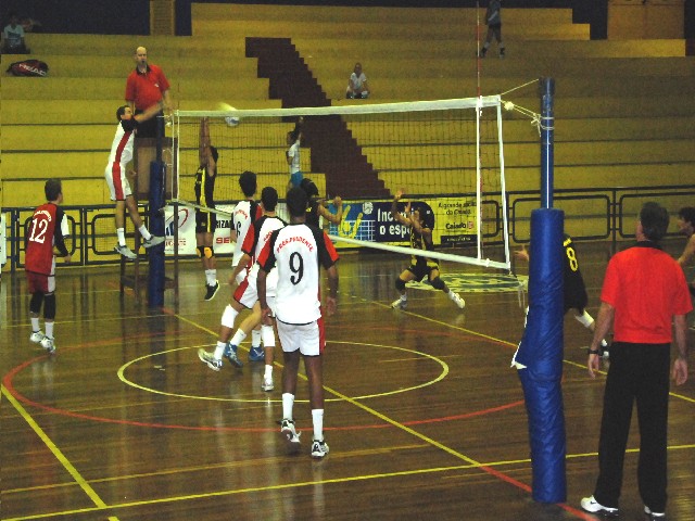 Vôlei masculino mostra superioridade em quadra e vence Brodowski por 2 set’s a 0