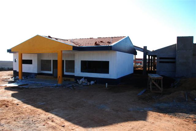Construção de creche e Estratégia da Família na zona leste seguem em ritmo acelerado