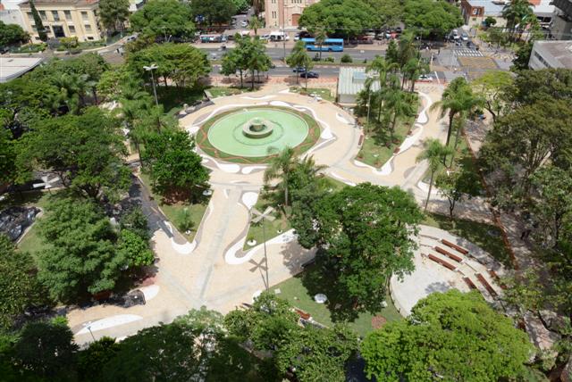 Nova Praça 9 de Julho será reinaugurada neste sábado 