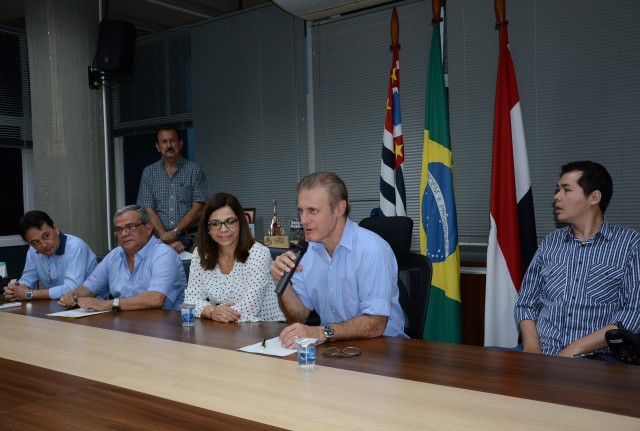 Prefeito empossa nova Secretária Municipal de Assuntos Jurídicos e Legislativos