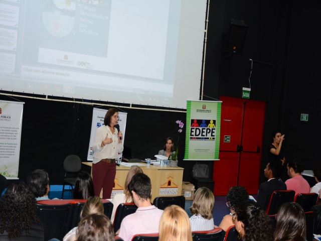 Encontro de Educação, Cultura e Direitos da Pessoa com Deficiência prossegue nesta quarta 