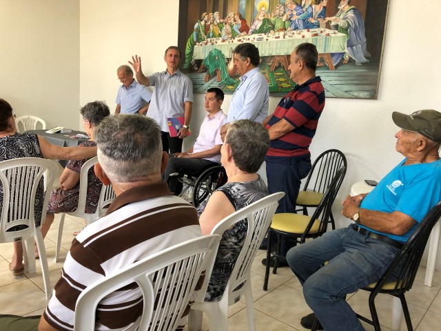 Prefeito visita Vila da Fraternidade que comemora 20 anos de fundação